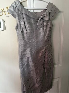 Maggy London Silver One-Shoulder Layered Cocktail Dress with Bow